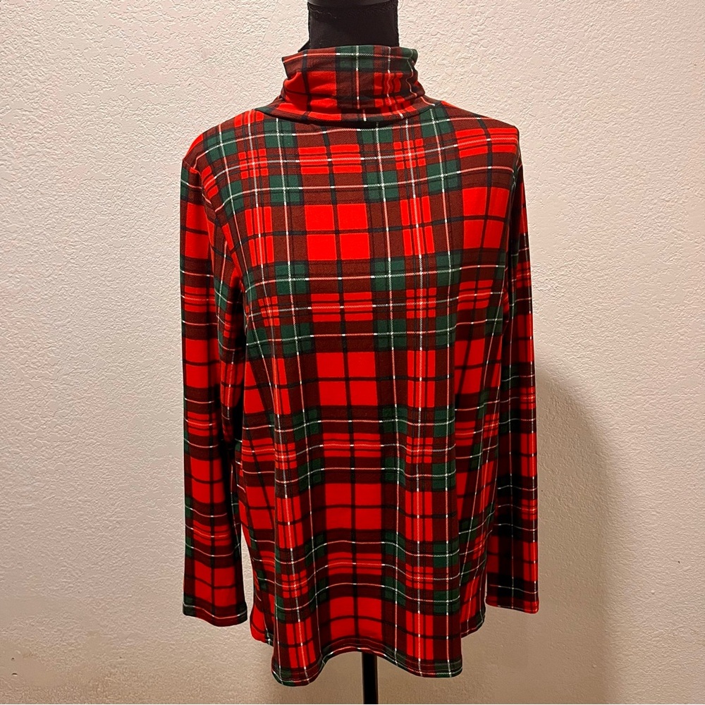 Alison Andrews NWT Red and Green Plaid Turtleneck Top